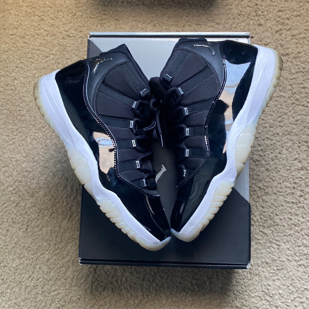 Jordan 11 retro “Jubilee”